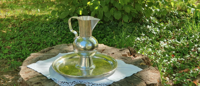 Tauffest mit Isarwasser im Kirchgarten
